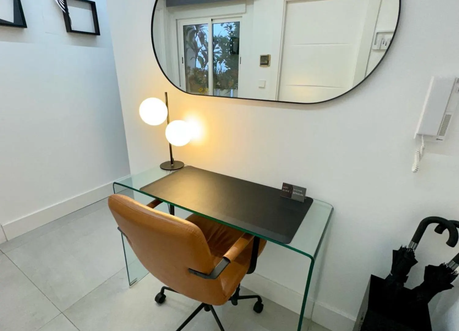 Dali'S Sanctuary In Granada - Private Parking Free Apartment Spain