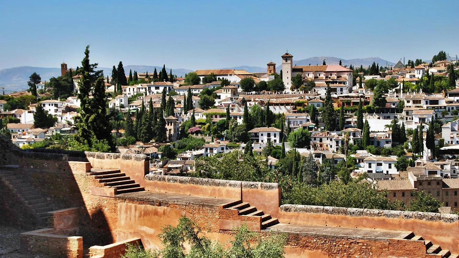 Dali'S Sanctuary In Granada - Private Parking Free Apartment Spain